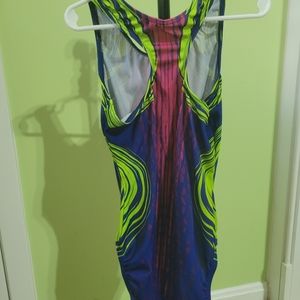 Under Armour Leotard with razorback design AXS (purple/green/pink)